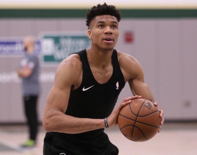 湖人时期都 湖人时期都